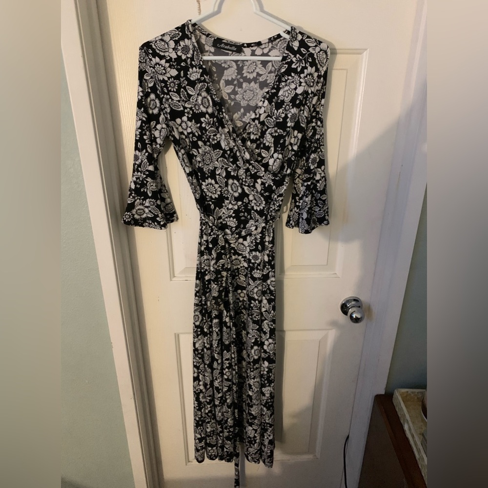 Black and white floral maxi dress